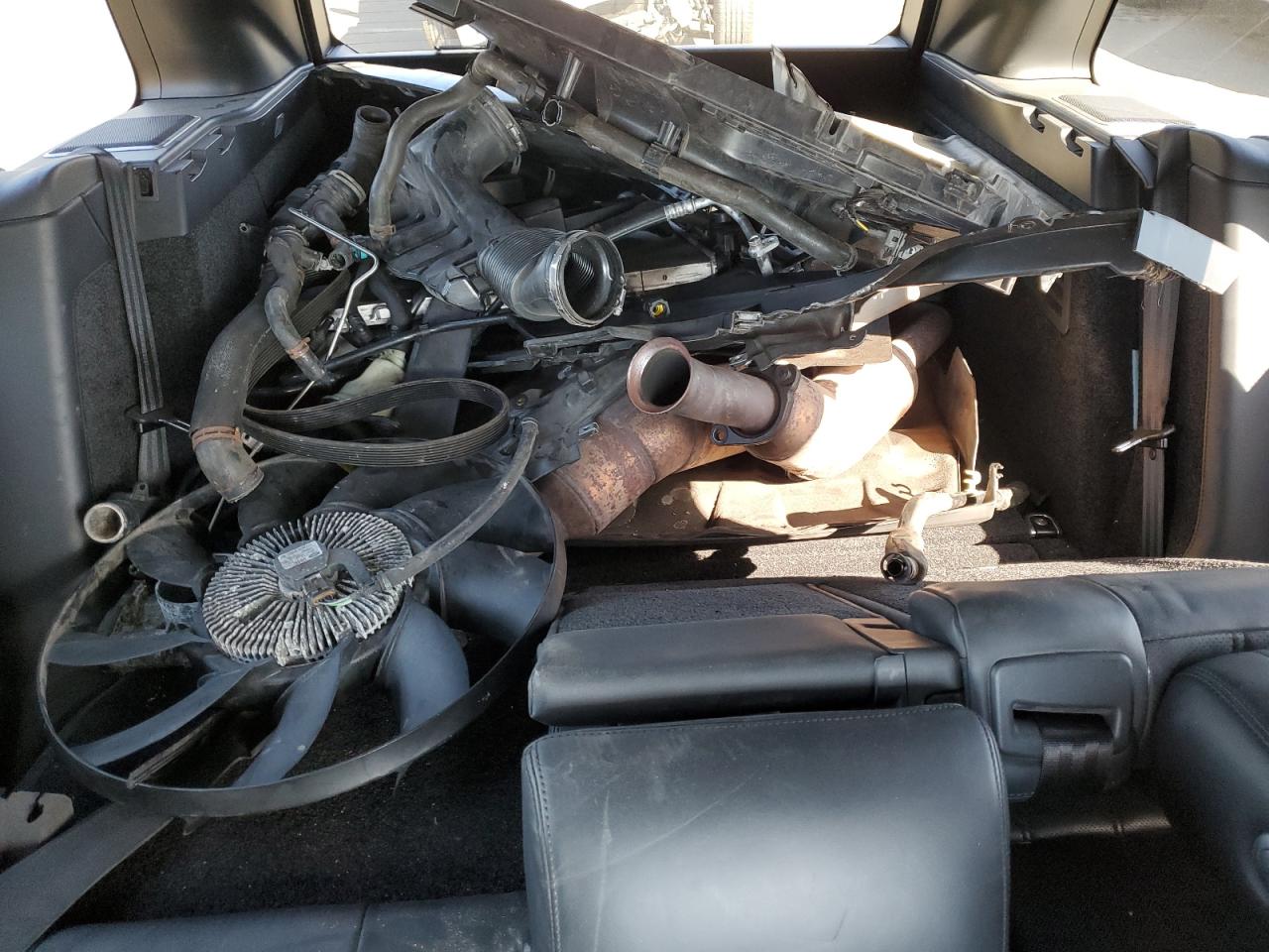2014 Land Rover Range Rover VIN SALGS2EF7EA130157 Copart auction photo, stripped / vandalism damage thumbnail 13