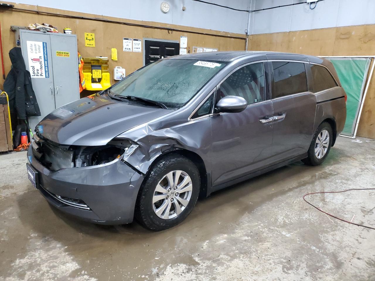 2016 Honda Odyssey VIN 5FNRL5H67GB147139
