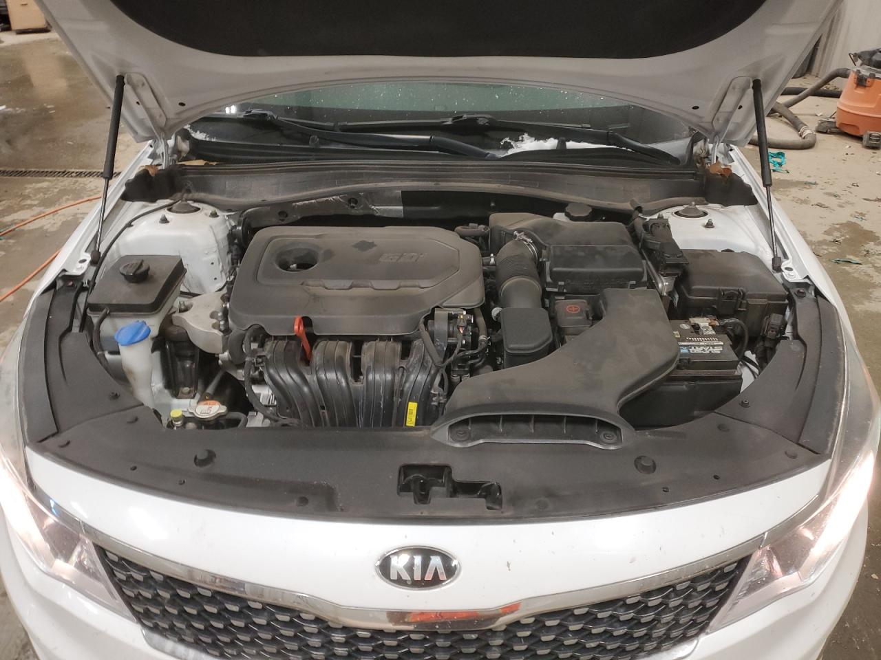 2016 KIA Optima VIN 5XXGU4L33GG119475 Copart auction photo, rear end damage thumbnail 13
