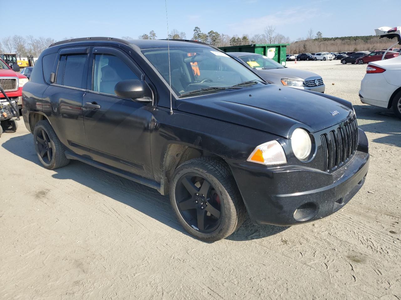 2007 Jeep Compass VIN 1J8FF47W07D217117 Copart auction photo, side damage thumbnail 4