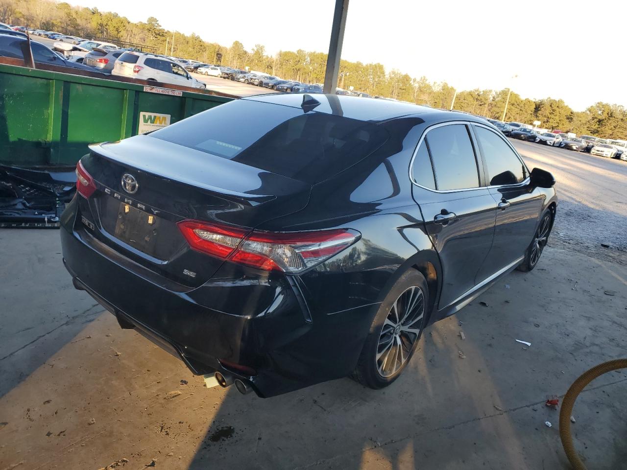 2019 Toyota Camry VIN 4T1B11HKXKU198224 Copart auction photo, front end damage thumbnail 3