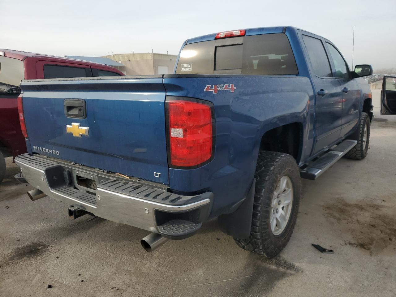 2015 Chevrolet Silverado VIN 3GCUKRECXFG245217 Copart auction photo, front end damage thumbnail 3