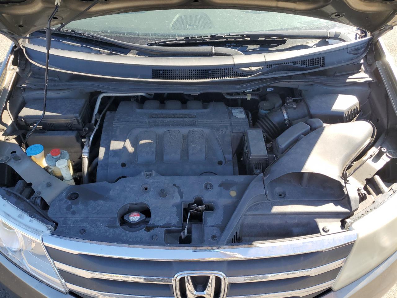 2011 Honda Odyssey VIN 5FNRL5H44BB062878 Copart auction photo, water/flood / rear end damage thumbnail 12