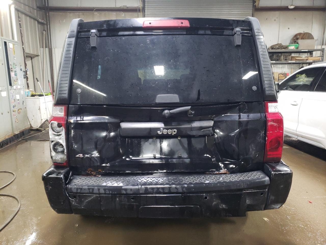 2008 Jeep Commander VIN 1J8HG48K48C188438 Copart auction photo, rear end damage thumbnail 6