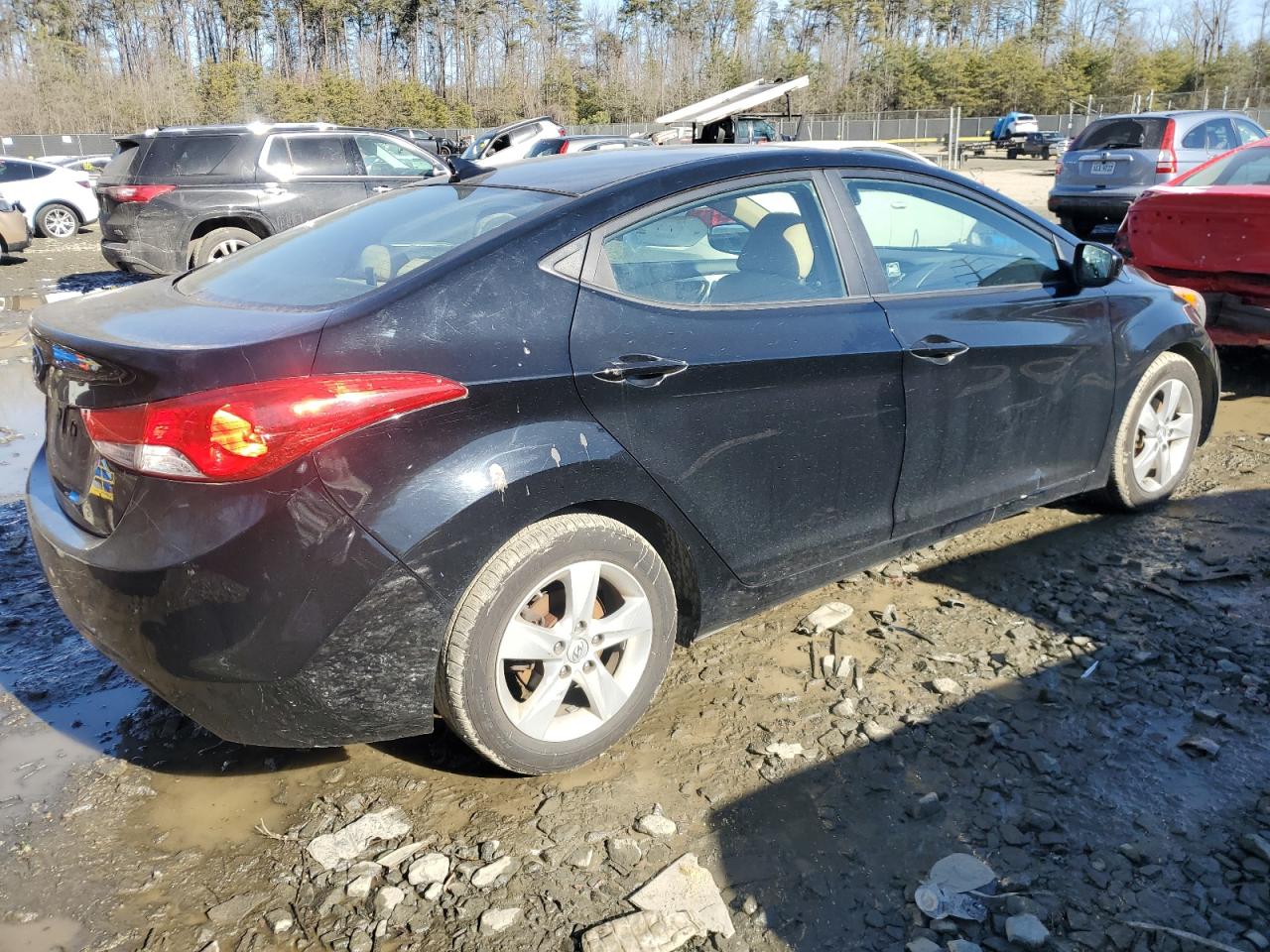2011 Hyundai Elantra VIN KMHDH4AE0BU155523 Copart auction photo, minor dent/scratches / vandalism damage thumbnail 3