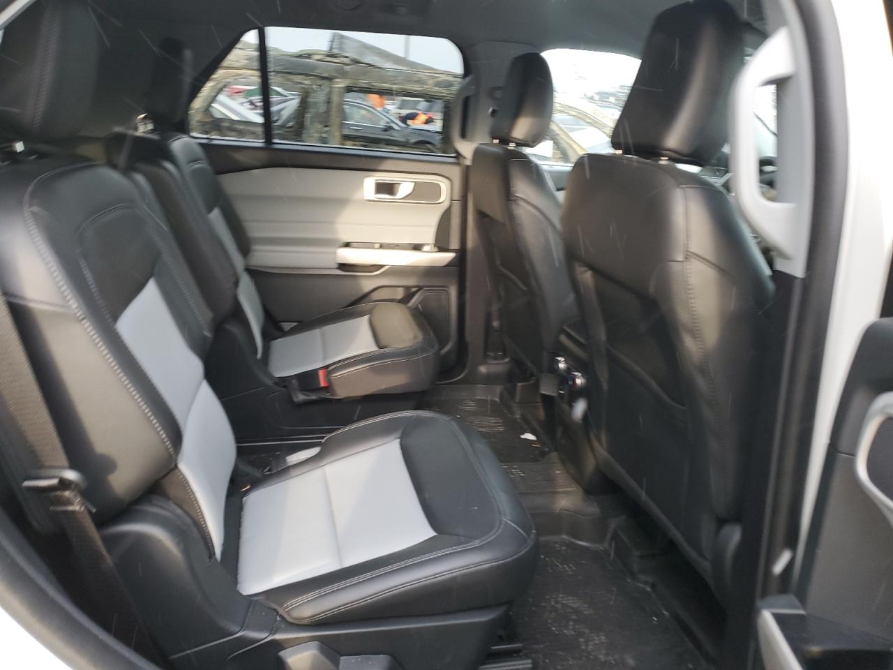 2022 Ford Explorer VIN 1FMSK8DHXNGC38417 Copart auction photo, front end / rear end damage thumbnail 11