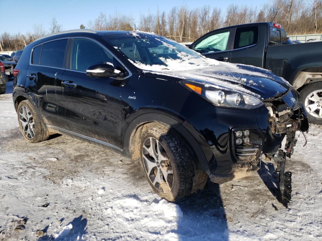 2017 KIA Sportage VIN KNDPRCA60H7267439 Copart auction photo, front end / side damage thumbnail 4