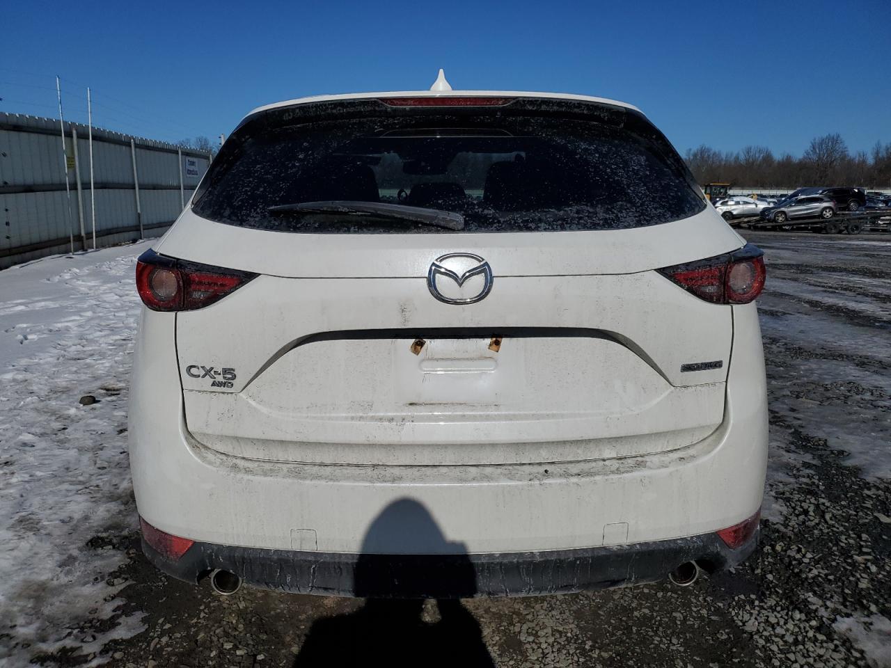 2021 Mazda CX-5 VIN JM3KFBDM3M1305807 Copart auction photo, side damage thumbnail 6