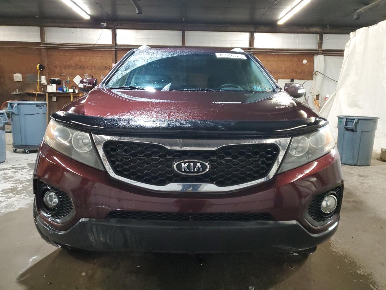 2011 KIA Sorento VIN 5XYKTDA15BG042921 Copart auction photo, side damage thumbnail 5