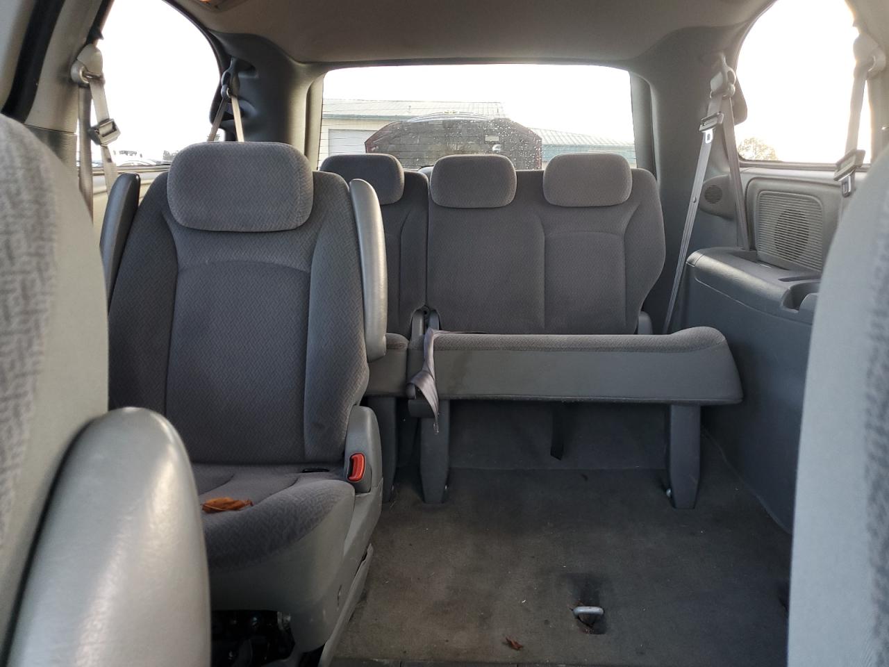 2005 Dodge Caravan VIN 2D4GP44L95R522308 Copart auction photo, front end damage thumbnail 10