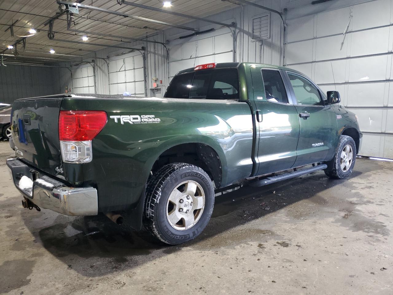 2010 Toyota Tundra VIN 5TFUY5F15AX146362 Copart auction photo, rear end / minor dent/scratches damage thumbnail 3