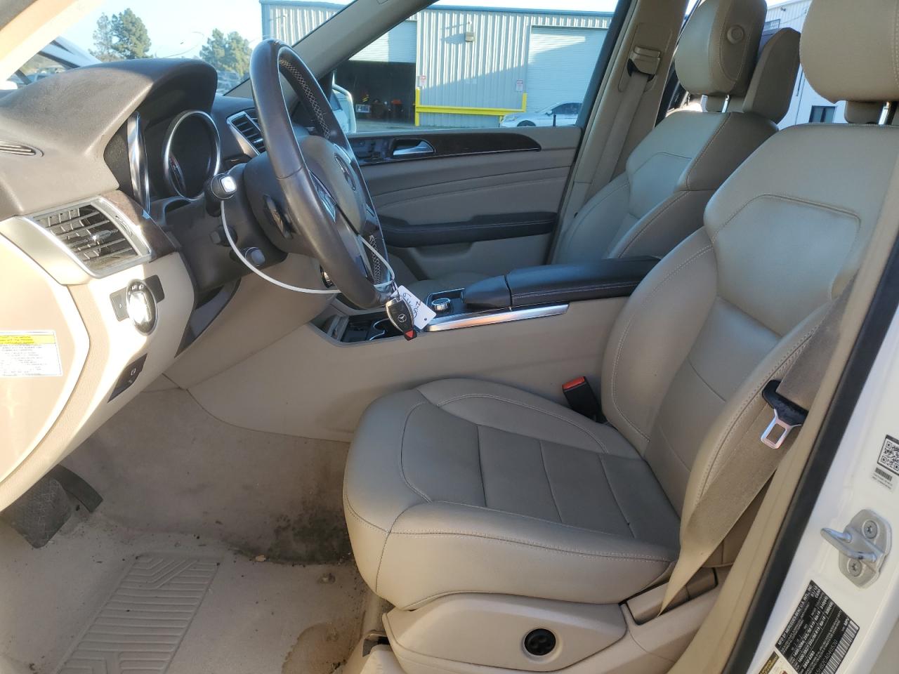 2012 Mercedes-Benz M-klasse VIN 4JGDA5HB2CA040530 Copart auction photo, front end damage thumbnail 7