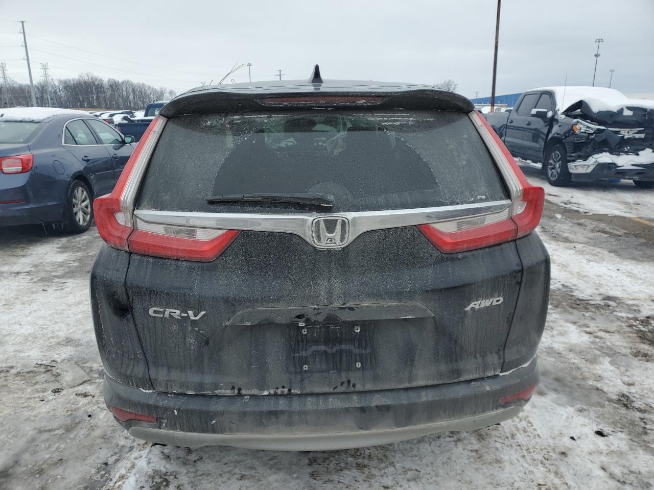 2017 Honda CR-V VIN 2HKRW2H55HH615496 Copart auction photo, front end damage thumbnail 6