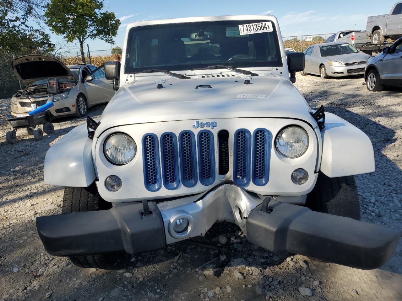 2014 Jeep Wrangler VIN 1C4BJWEG3EL142640 Copart auction photo, front end / minor dent/scratches damage thumbnail 5