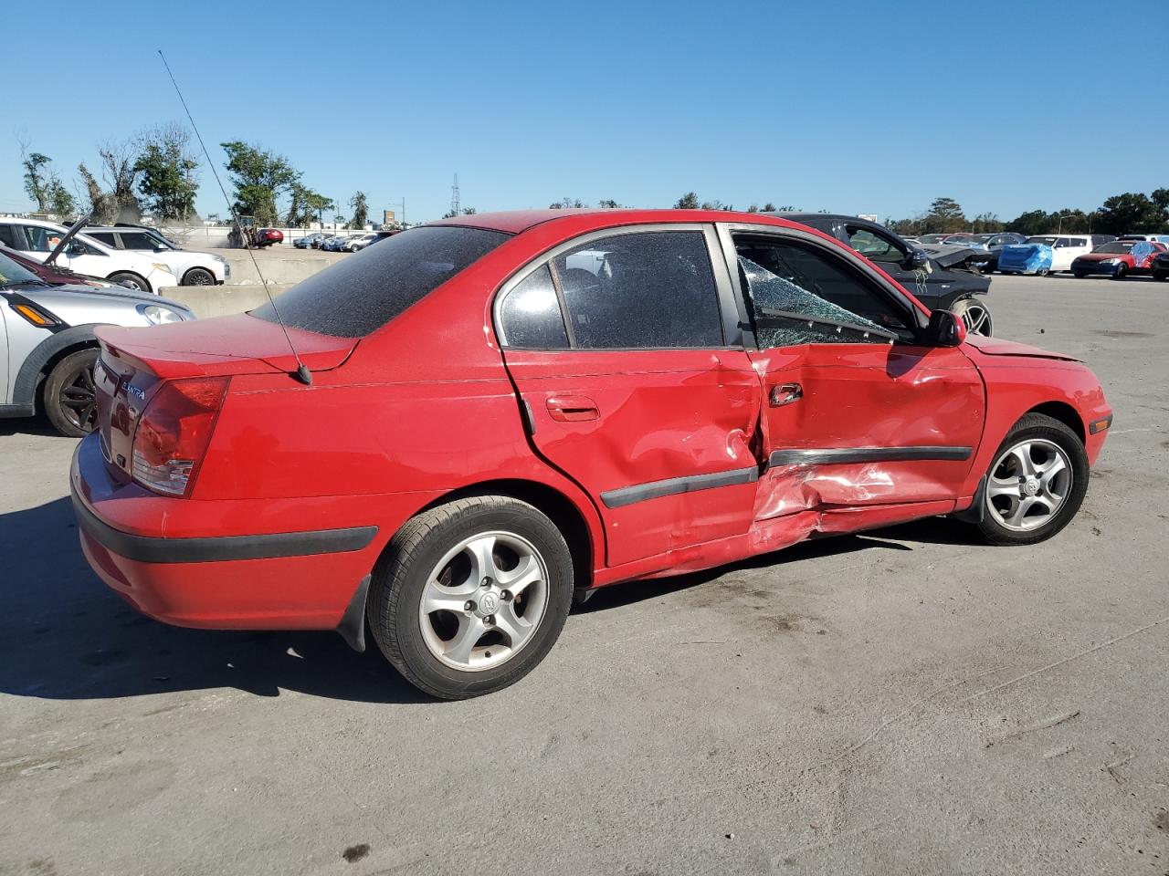 2004 Hyundai Elantra VIN KMHDN46D24U752362 Copart auction photo, all over damage thumbnail 3