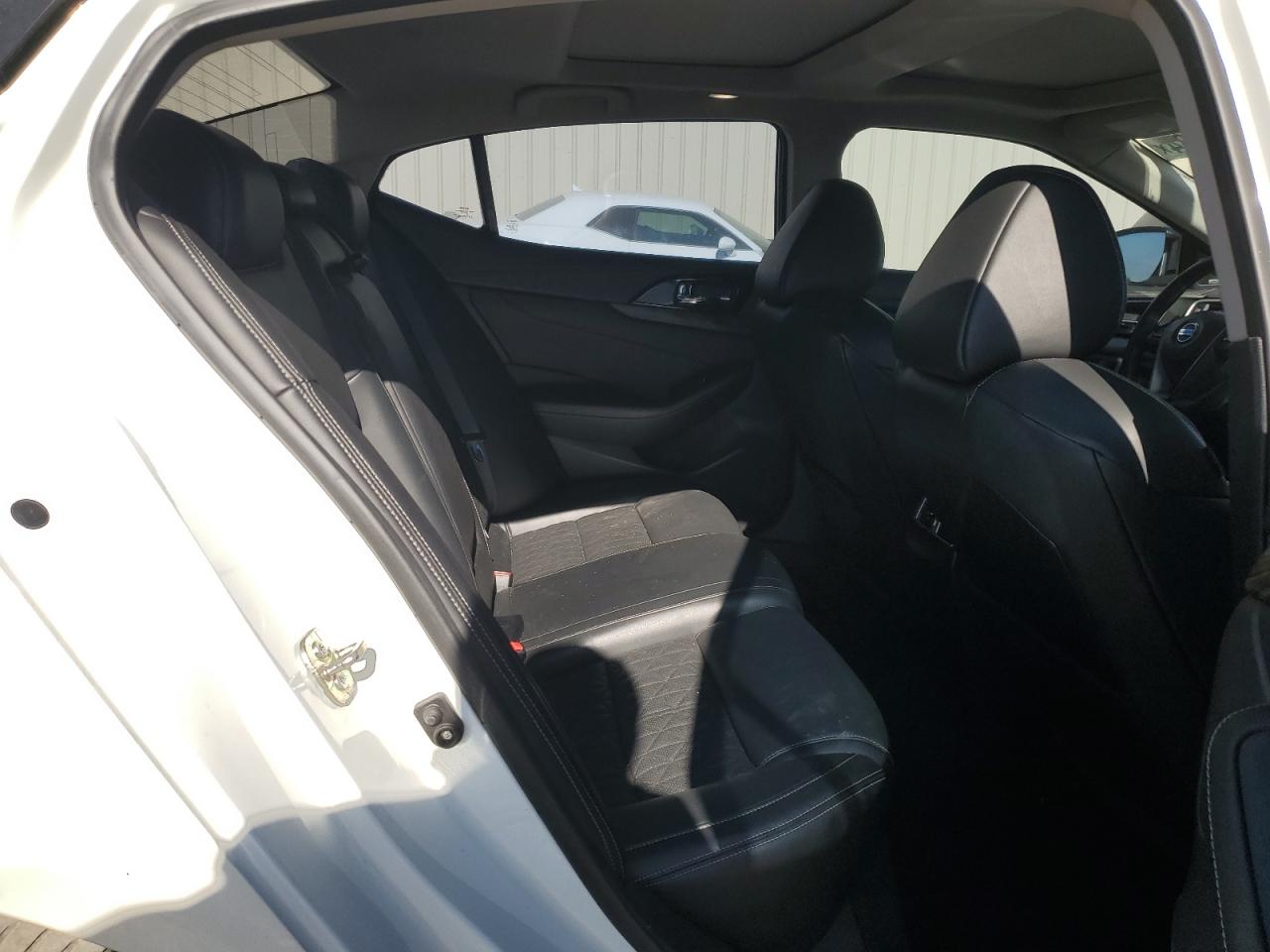 2017 Nissan Maxima VIN 1N4AA6AP3HC374411 Copart auction photo, rear end / side damage thumbnail 10