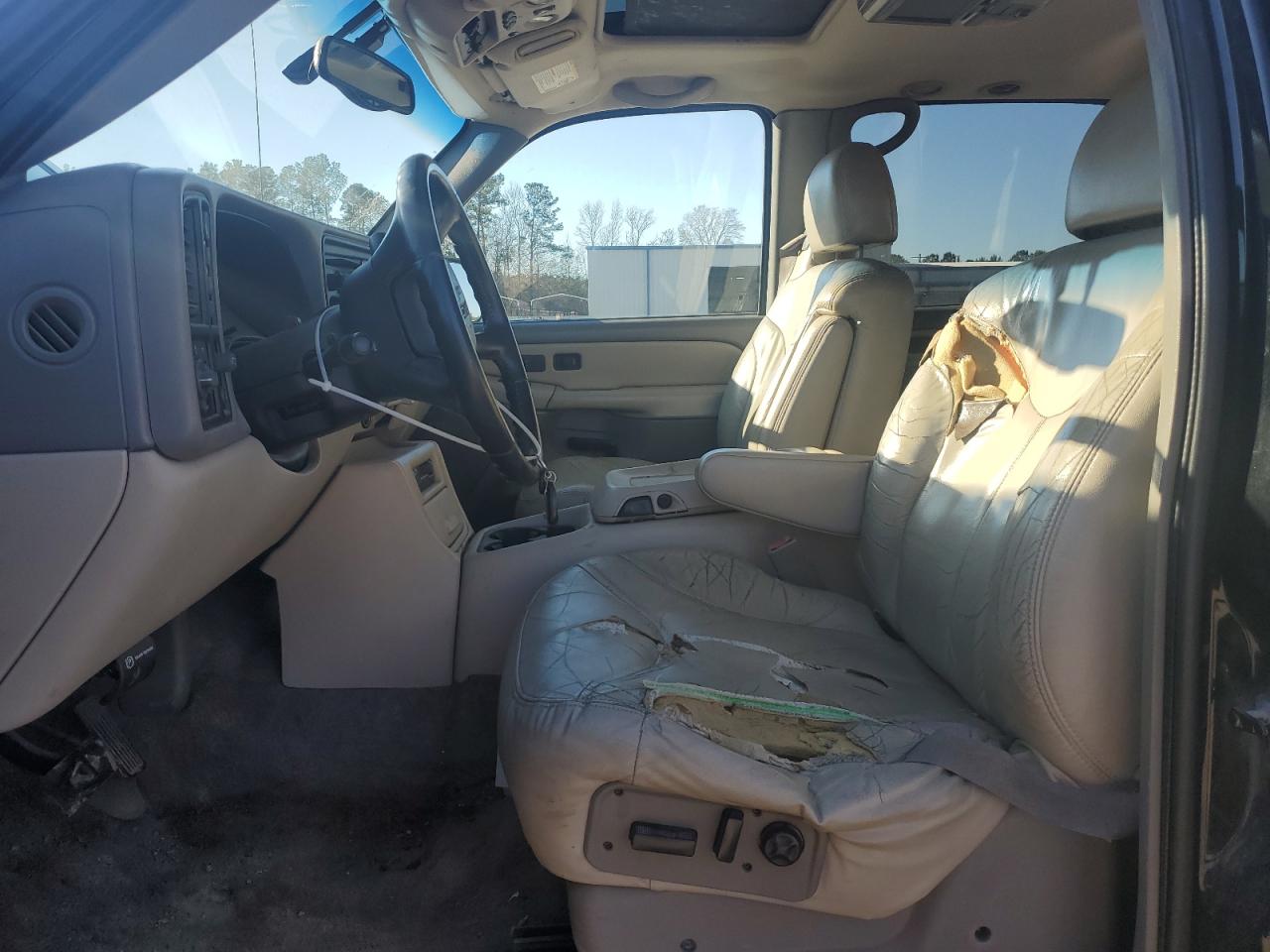 2002 GMC Yukon VIN 3GKFK16Z52G291565 Copart auction photo, rear end damage thumbnail 7