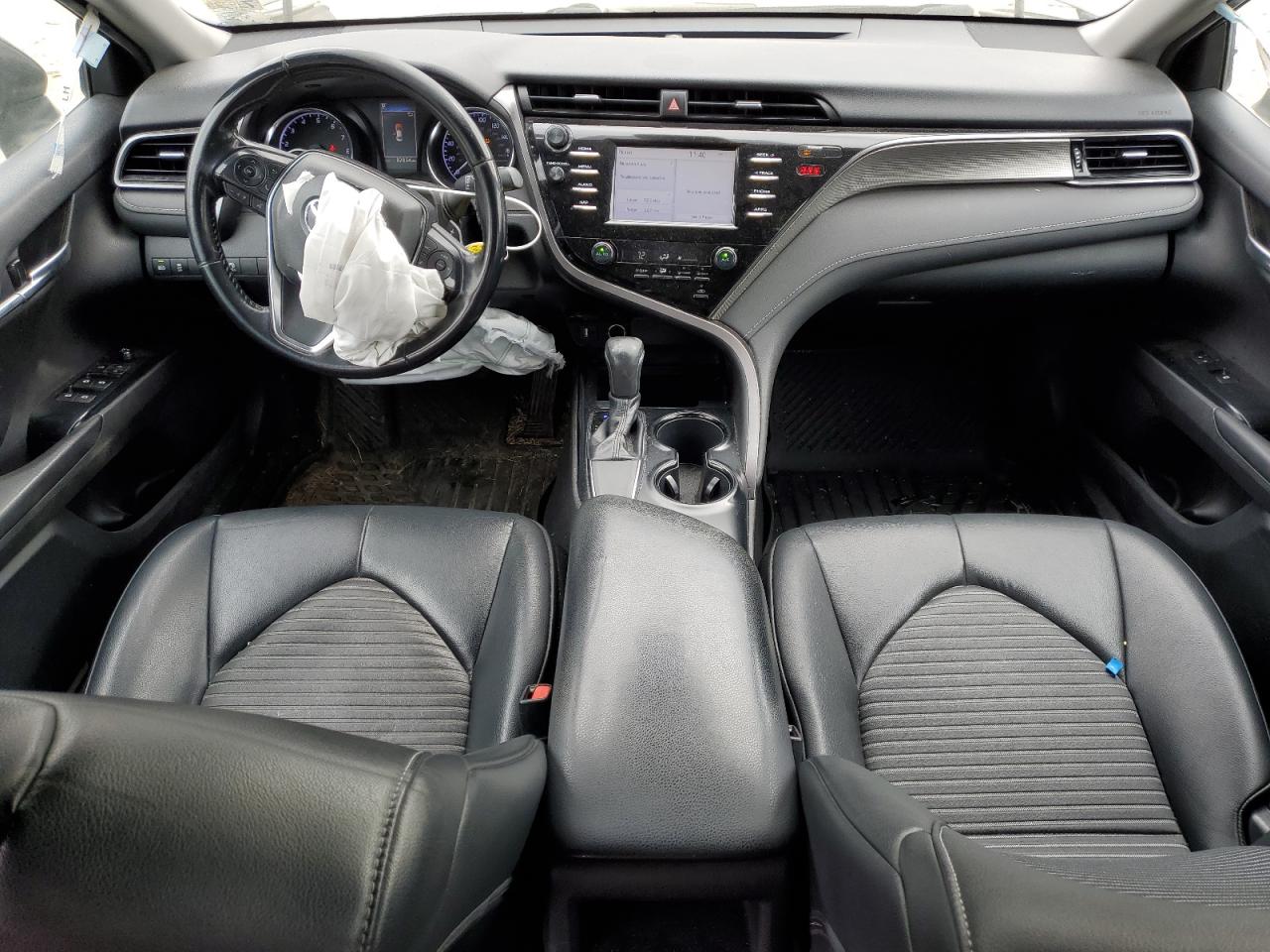 2019 Toyota Camry VIN 4T1B11HK8KU704472 Copart auction photo, front end / minor dent/scratches damage thumbnail 8