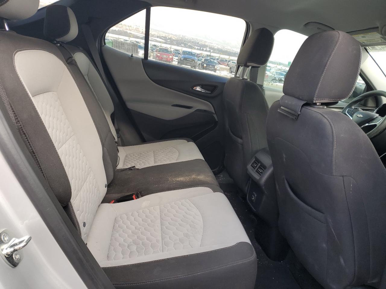 2021 Chevrolet Equinox VIN 3GNAXHEV0MS180041 Copart auction photo, front end / side damage thumbnail 11