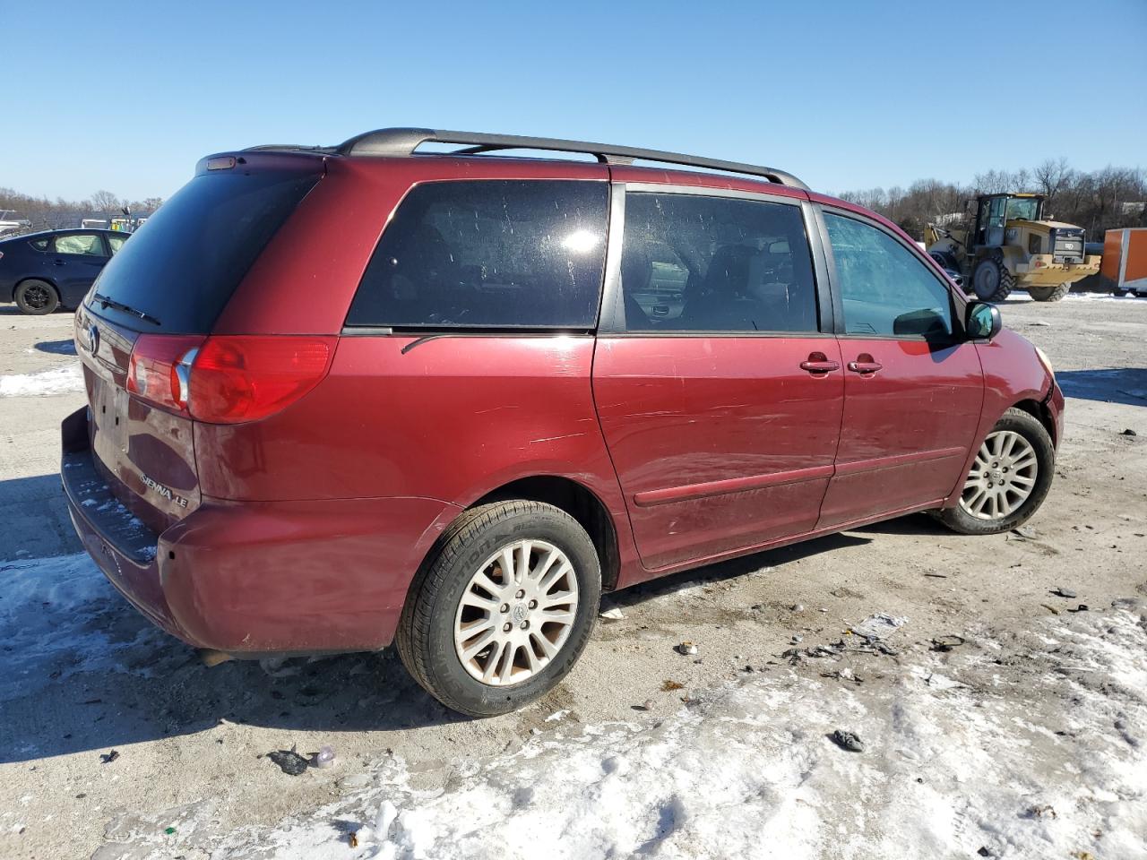 2008 Toyota Sienna VIN 5TDZK23C68S172920 Copart auction photo, front end / side damage thumbnail 3