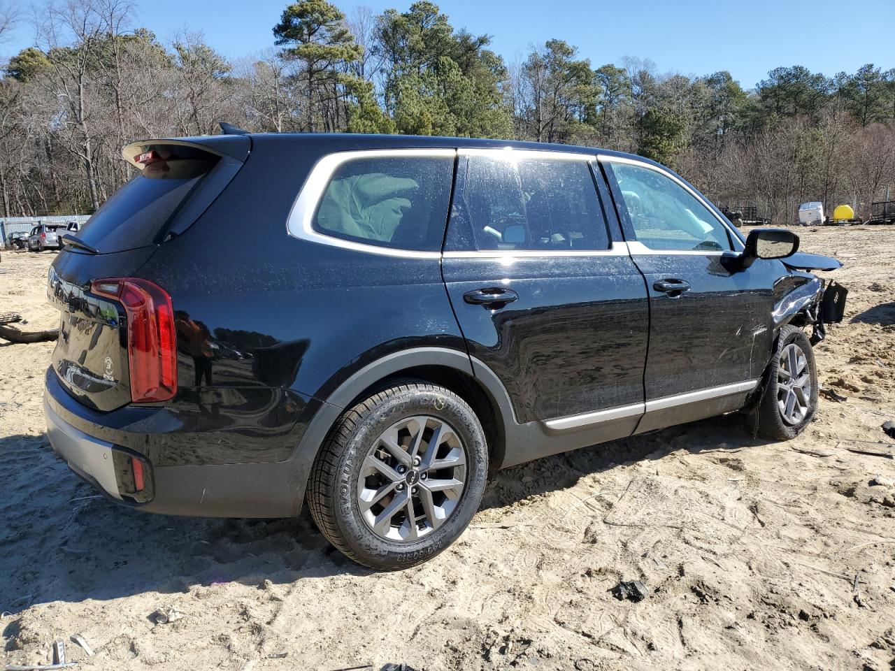 2023 KIA Telluride VIN 5XYP2DGCXPG389363 Copart auction photo, mechanical / front end damage thumbnail 3
