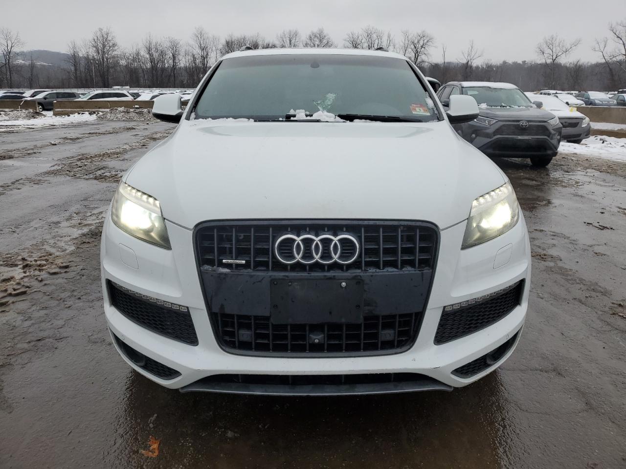 2015 Audi Q7 VIN WA1DGAFE5FD014798 Copart auction photo, minor dent/scratches damage thumbnail 5