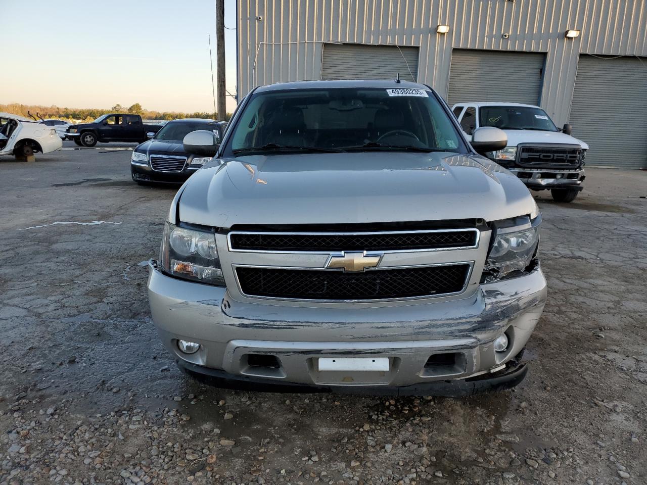 2009 Chevrolet Avalanche VIN 3GNEC22089G193195 Copart auction photo, front end / rear end damage thumbnail 5