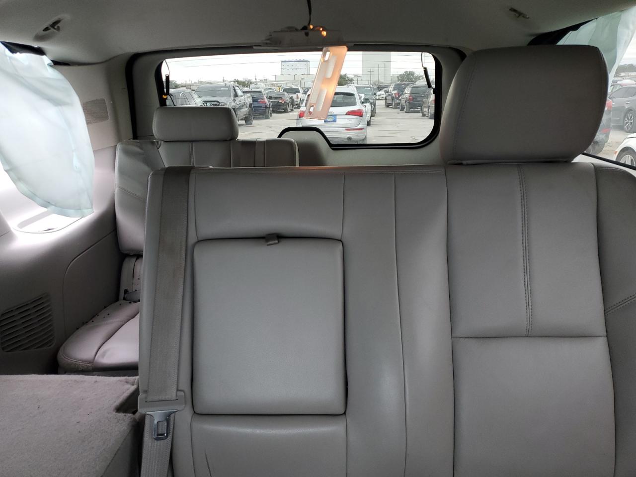 2014 Chevrolet Tahoe VIN 1GNSCBE09ER132141 Copart auction photo, side damage thumbnail 10