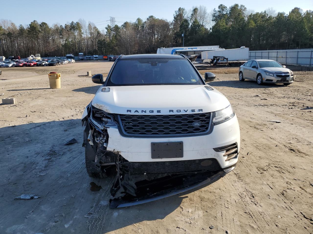 2019 Land Rover Range Rover VIN SALYL2EXXKA780445 Copart auction photo, front end damage thumbnail 5