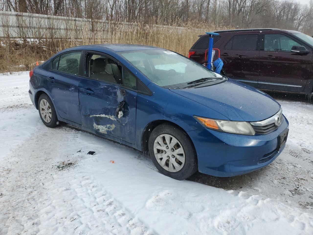 2012 Honda Civic VIN 19XFB2F53CE330813 Copart auction photo, side / minor dent/scratches damage thumbnail 4