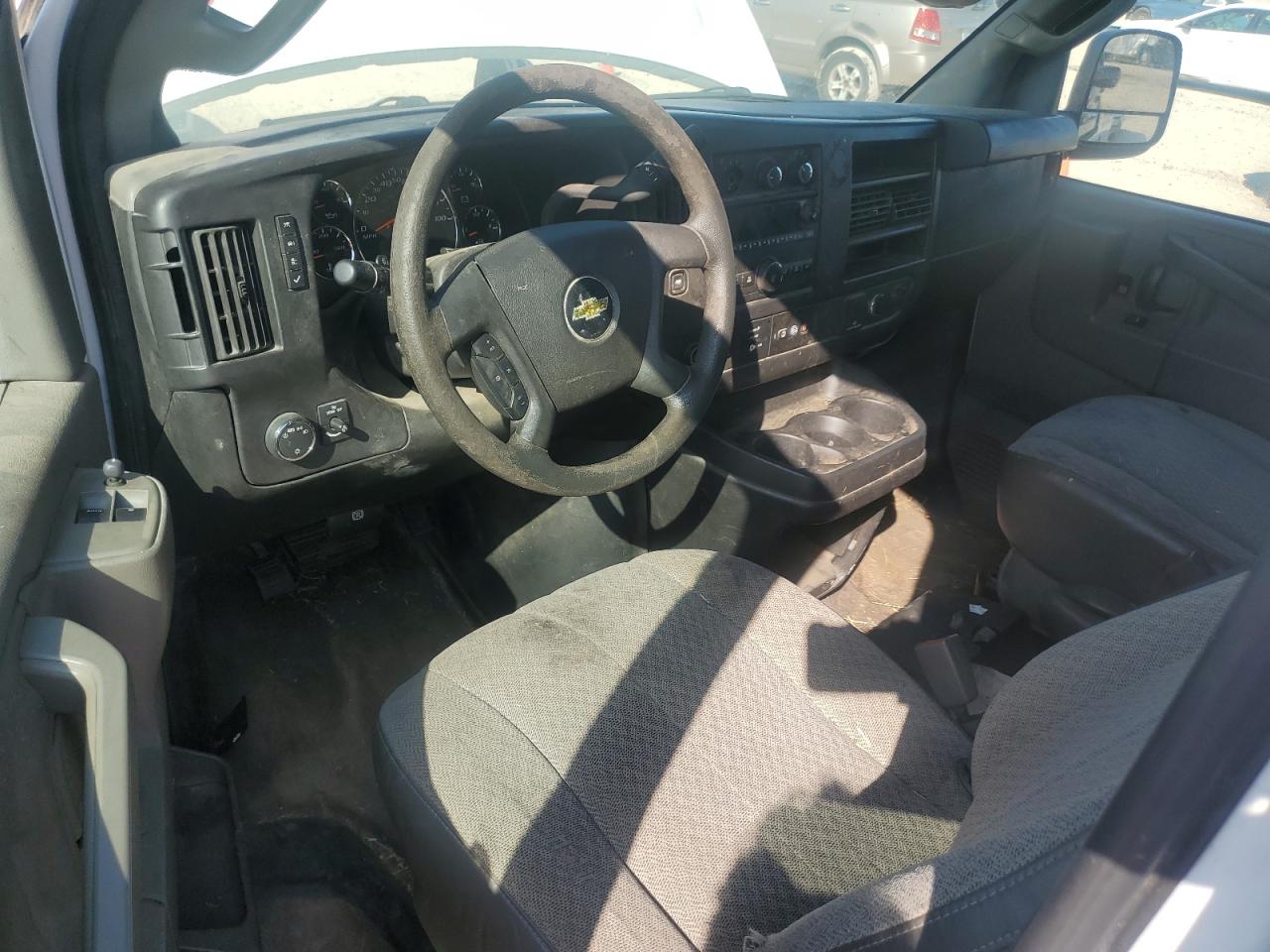 2017 Chevrolet Express VIN 1GAZGMFG0H1276319 Copart auction photo, rear end / normal wear damage thumbnail 8
