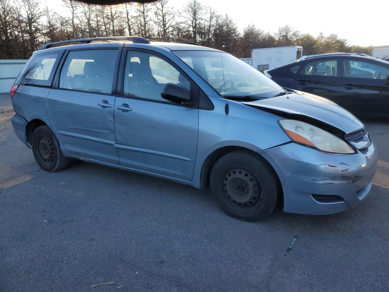 2006 Toyota Sienna VIN 5TDZA23CX6S496663 Copart auction photo, all over damage thumbnail 4