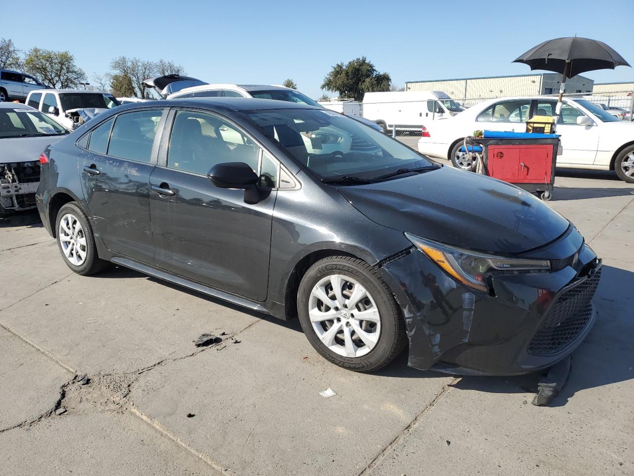 2020 Toyota Corolla VIN JTDEPRAE8LJ047338 Copart auction photo, front end / side damage thumbnail 4