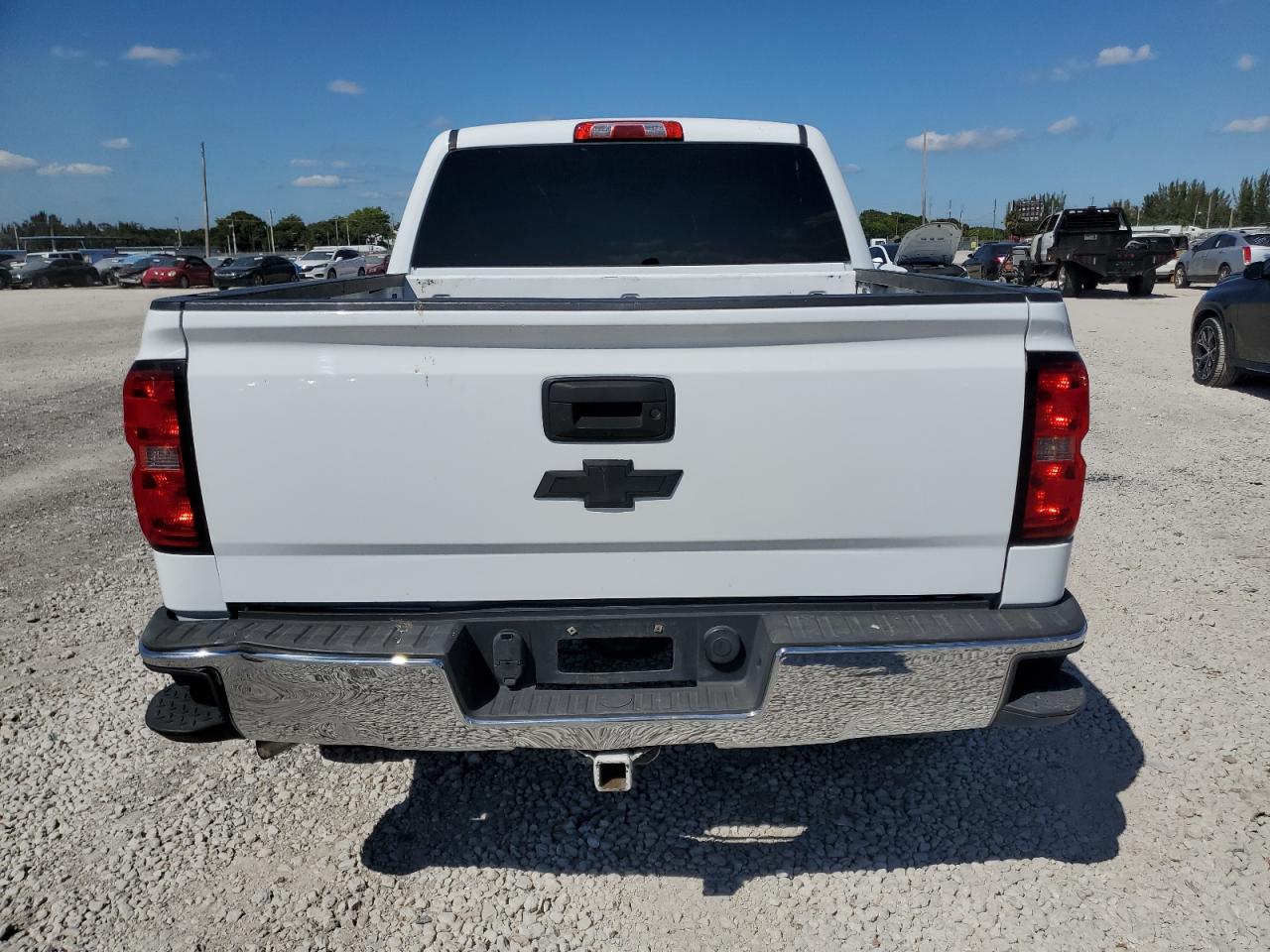 2016 Chevrolet Silverado VIN 3GCUKREC6GG137159 Copart auction photo, front end / minor dent/scratches damage thumbnail 6