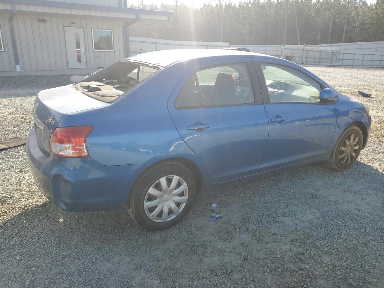 2010 Toyota Yaris VIN JTDBT4K35A1368555 Copart auction photo, top/roof damage thumbnail 3