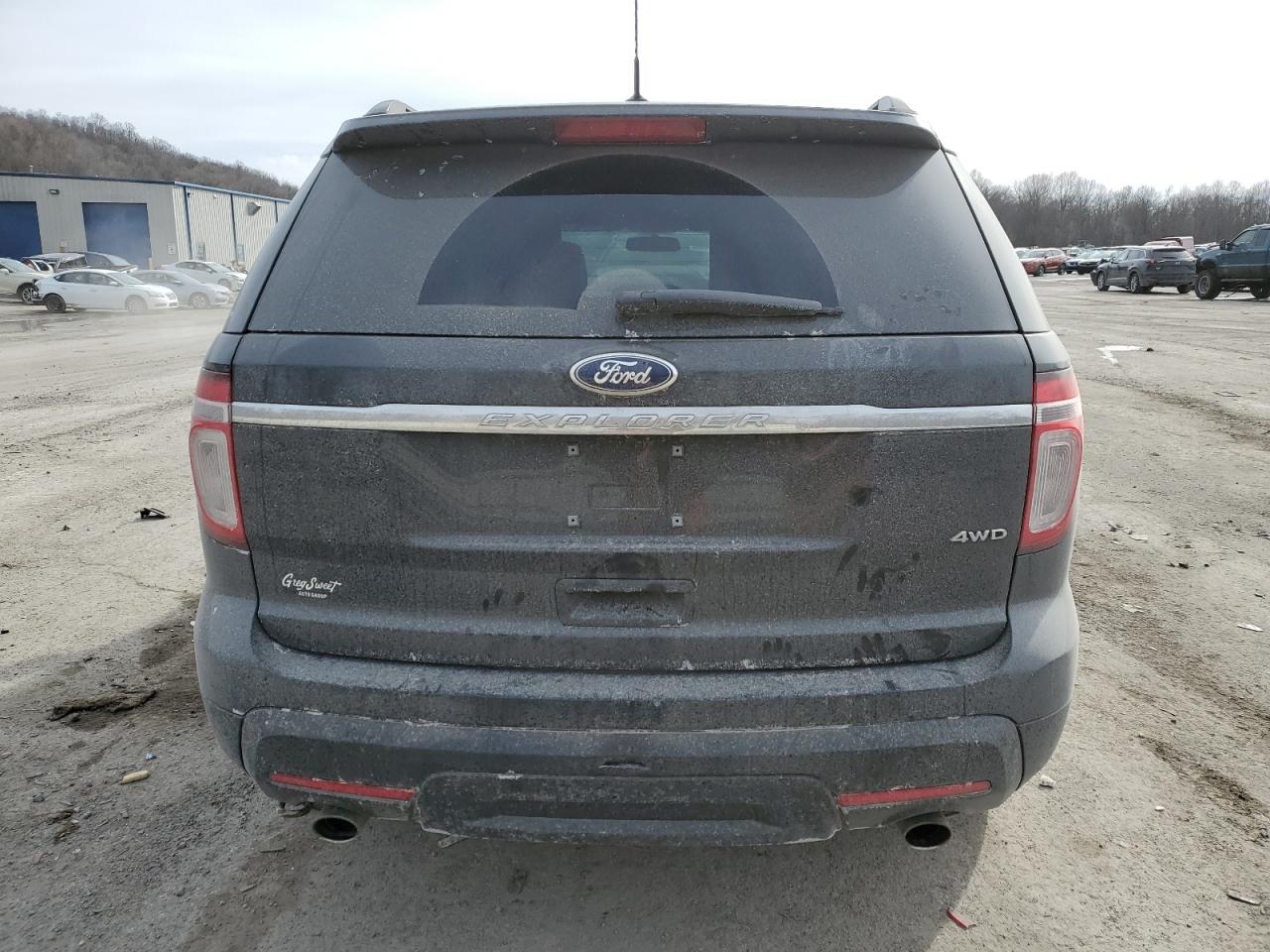 2015 Ford Explorer VIN 1FM5K8B89FGB36236 Copart auction photo, side / front end damage thumbnail 6