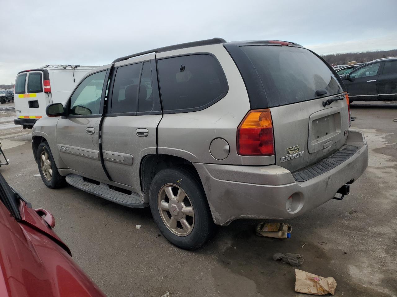 2002 GMC Envoy VIN 1GKDT13S422468756 Copart auction photo, rear end damage thumbnail 2