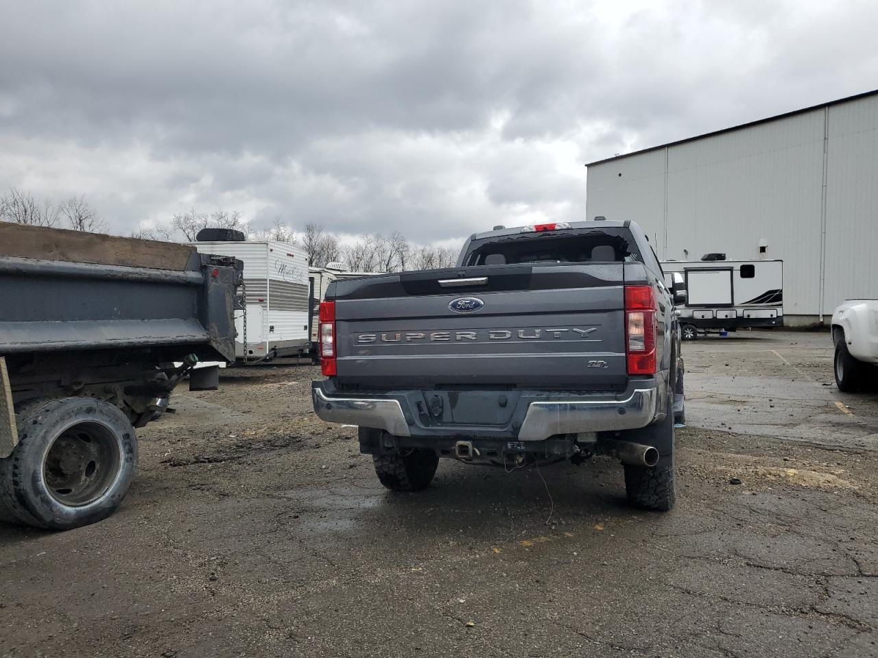 2021 Ford F350 VIN 1FT8X3BN0MEE05518 Copart auction photo, front end / top/roof damage thumbnail 13