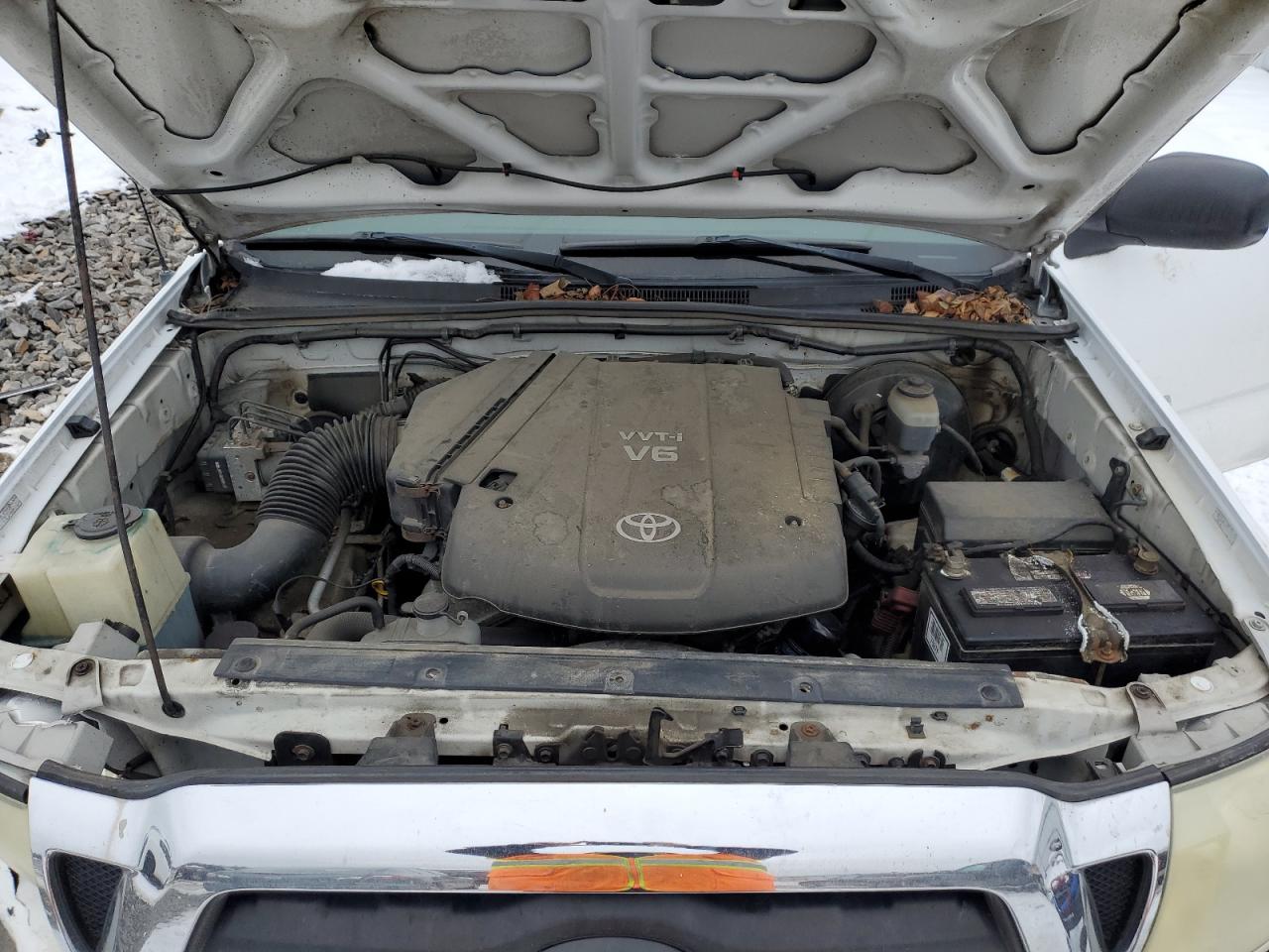 2005 Toyota Tacoma VIN 5TEUU42N05Z111113 Copart auction photo, front end damage thumbnail 11