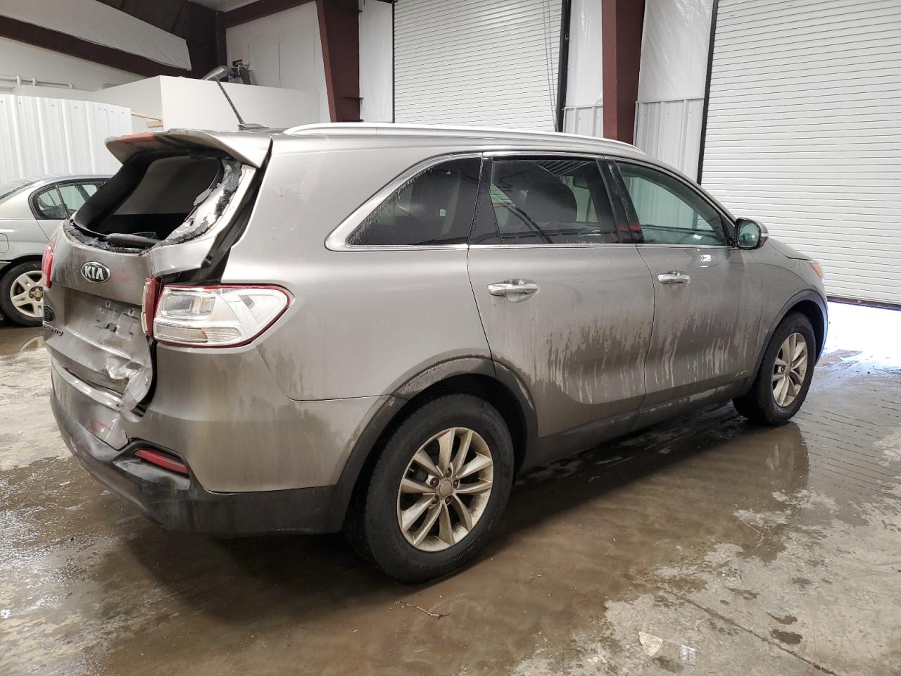 2017 KIA Sorento VIN 5XYPGDA33HG296938 Copart auction photo, rear end damage thumbnail 3