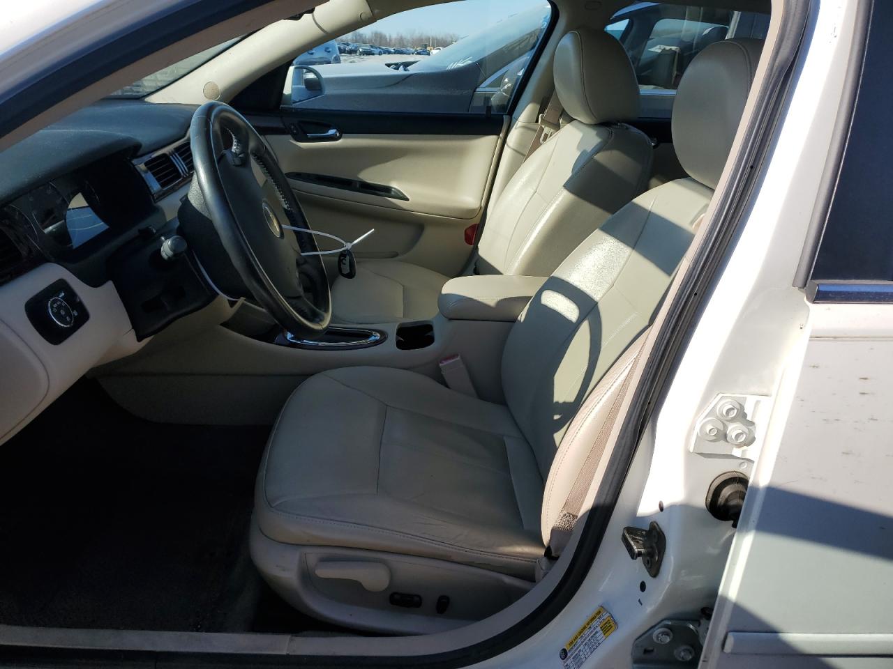 2009 Chevrolet Impala VIN 2G1WU57M891284959 Copart auction photo, front end / minor dent/scratches damage thumbnail 7