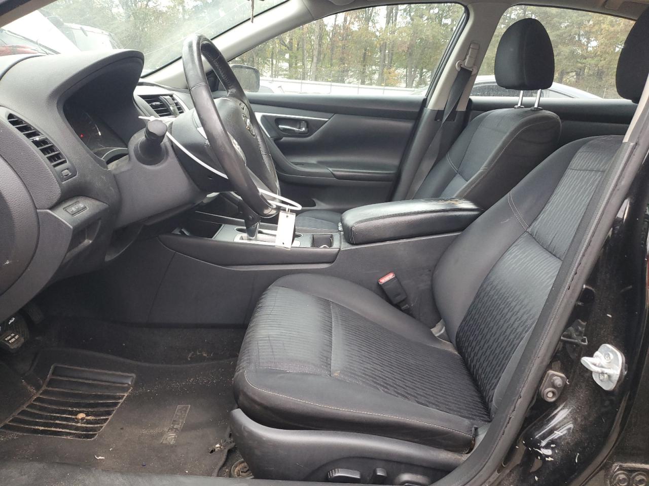 2017 Nissan Altima VIN 1N4AL3APXHC205835 Copart auction photo, minor dent/scratches / rear end damage thumbnail 7