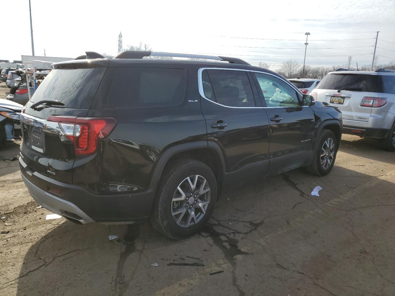 2022 GMC Acadia VIN 1GKKNRL49NZ182477 Copart auction photo, front end damage thumbnail 3