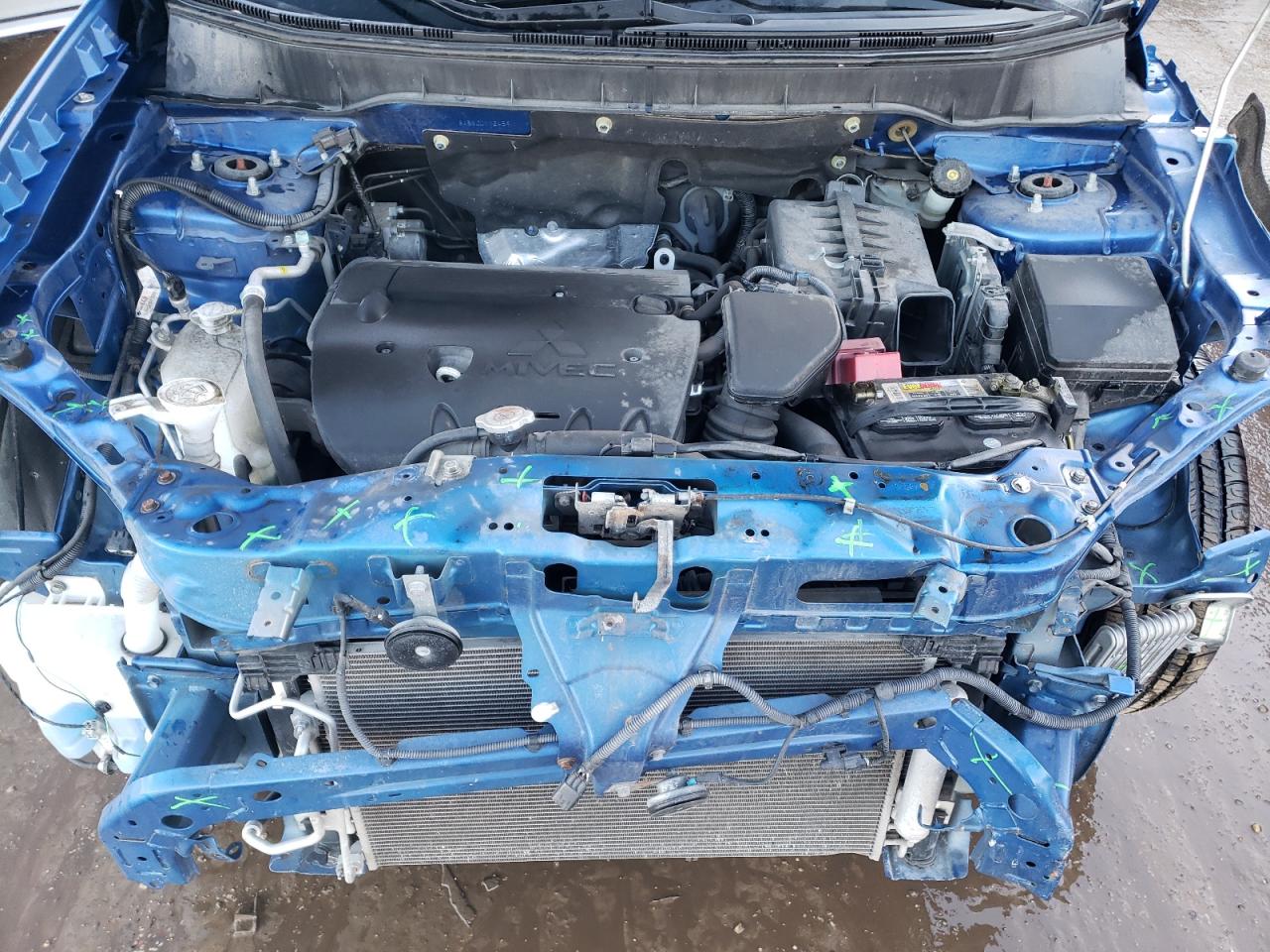 2018 Mitsubishi Outlander VIN JA4AR3AW4JU012459 Copart auction photo, front end / side damage thumbnail 11