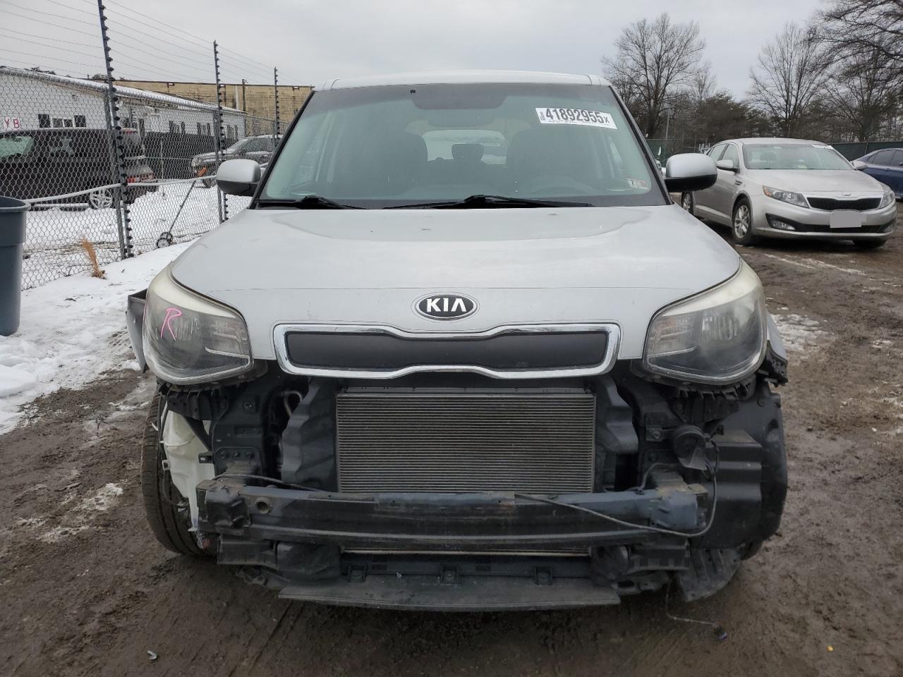 2016 KIA Soul VIN KNDJN2A22G7820535 Copart auction photo, front end / rear end damage thumbnail 5