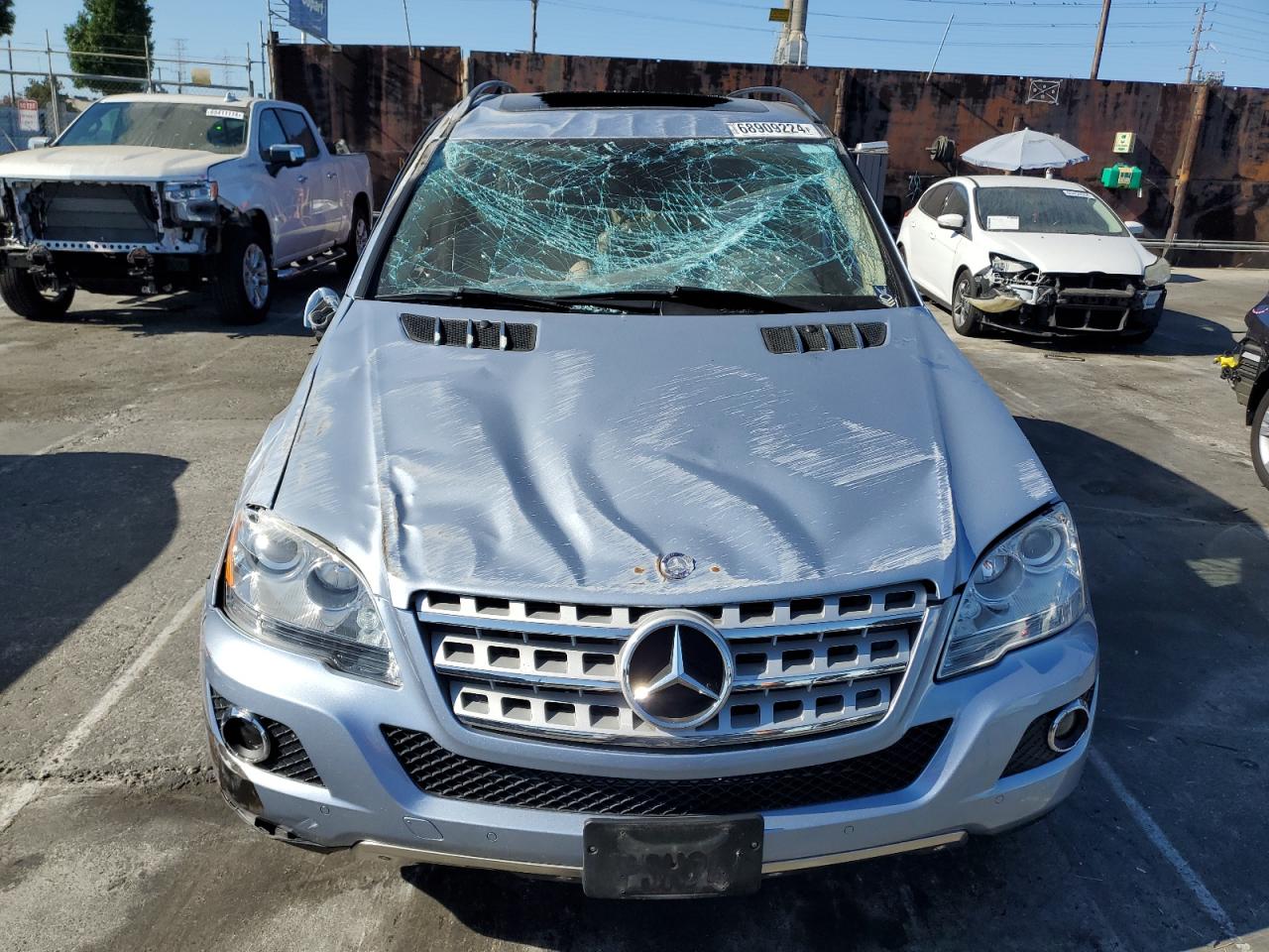2011 Mercedes-Benz M-klasse VIN 4JGBB5GB0BA694950 Copart auction photo, all over damage thumbnail 5
