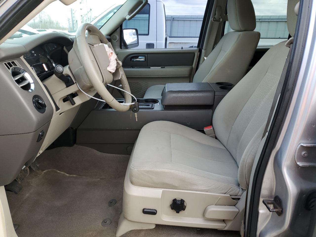 2013 Ford Expedition VIN 1FMJU1J57DEF51930 Copart auction photo, front end damage thumbnail 7