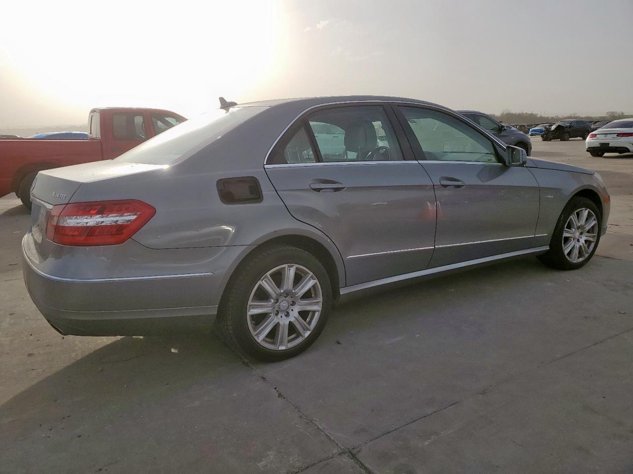 2012 Mercedes-Benz E-klasse VIN WDDHF2EB6CA530985 Copart auction photo, mechanical damage thumbnail 3