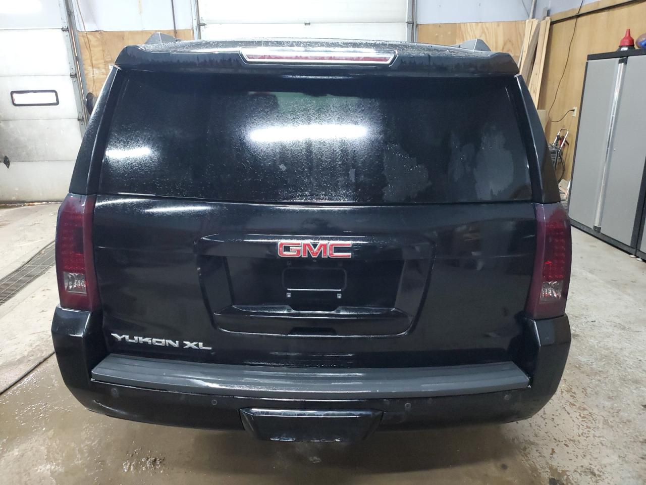 2015 GMC Yukon VIN 1GKS2GKC1FR278689 Copart auction photo, front end / minor dent/scratches damage thumbnail 6