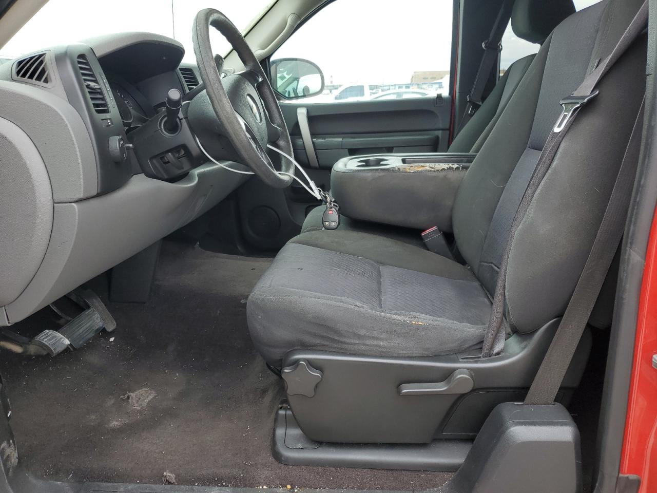 2010 Chevrolet Silverado VIN 1GCSCREA2AZ207668 Copart auction photo, front end / side damage thumbnail 7
